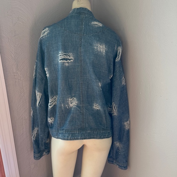 Free people denim, distressed, blue, jean jacket, size, large cotton NWT - Picture 4 of 14
